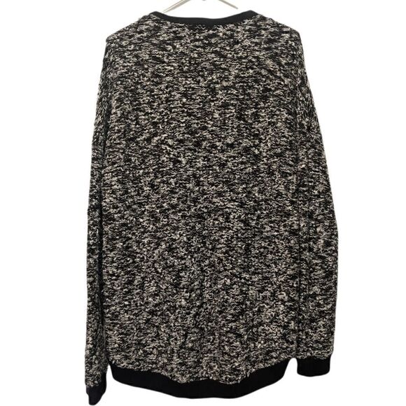 LUCKY LOTUS Black & White Boucle Sweater Small - Picture 2 of 8